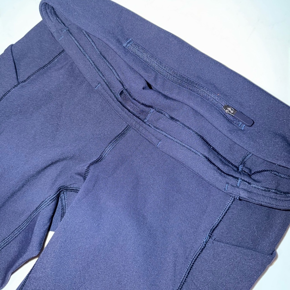 Lululemon Speed Up Tight Full-On Luxtreme in True Navy Size 4 - Picture 11 of 13